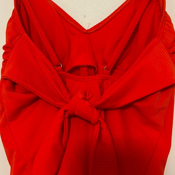 XHILIRATION | Women’s Red Orange Ribbed One Piece Swim Suit Size M - Picture 5 of 6